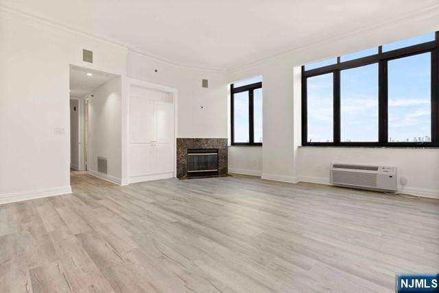 100 Carlyle Drive, Unit PHDN Cliffside Park, NJ 07010 - Photo 23 of 39