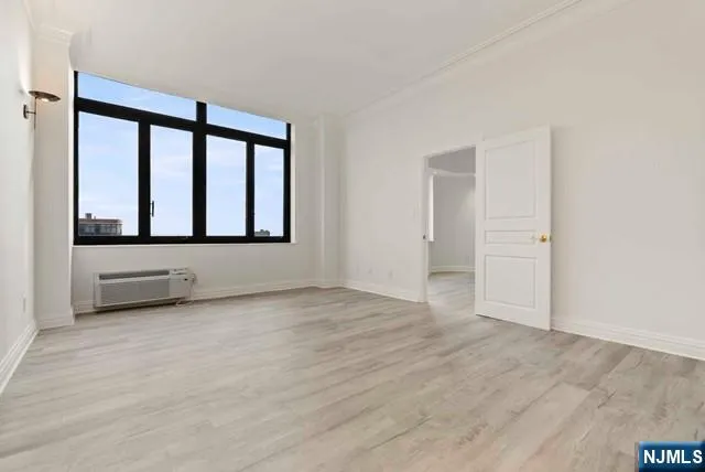 $1,299,000 | 100 Carlyle Drive, Unit PHDN, Cliffside Park, NJ 07010