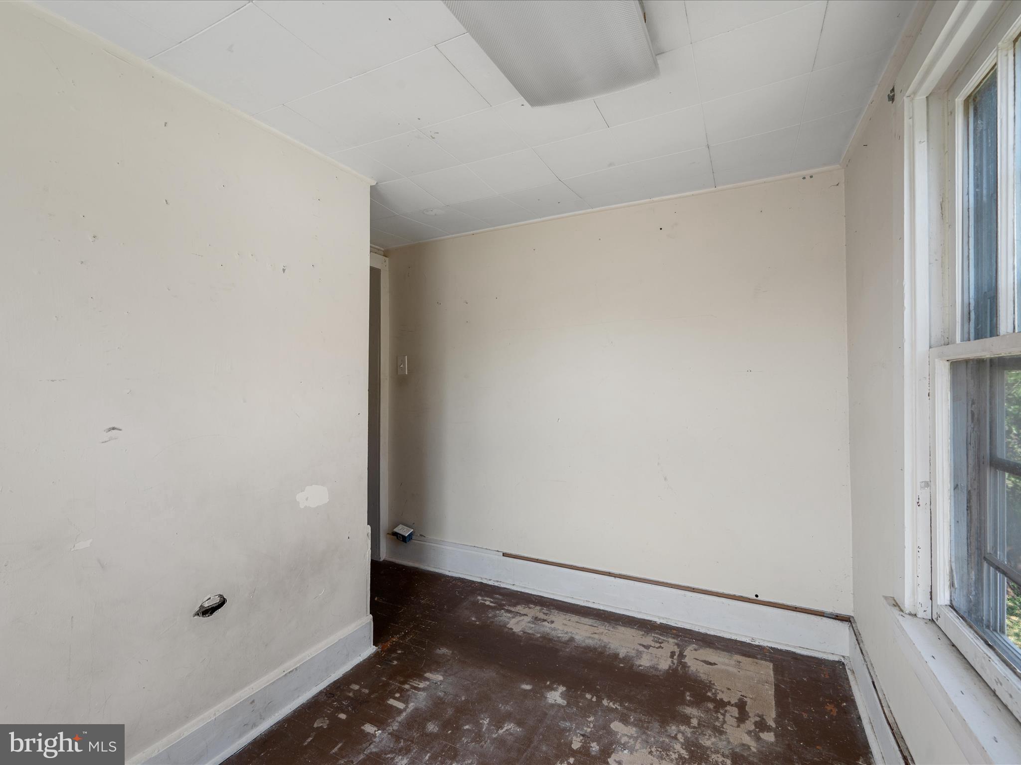 306 West 6th Avenue Ranson, WV 25438 - Photo 29 of 46 a view of an empty room