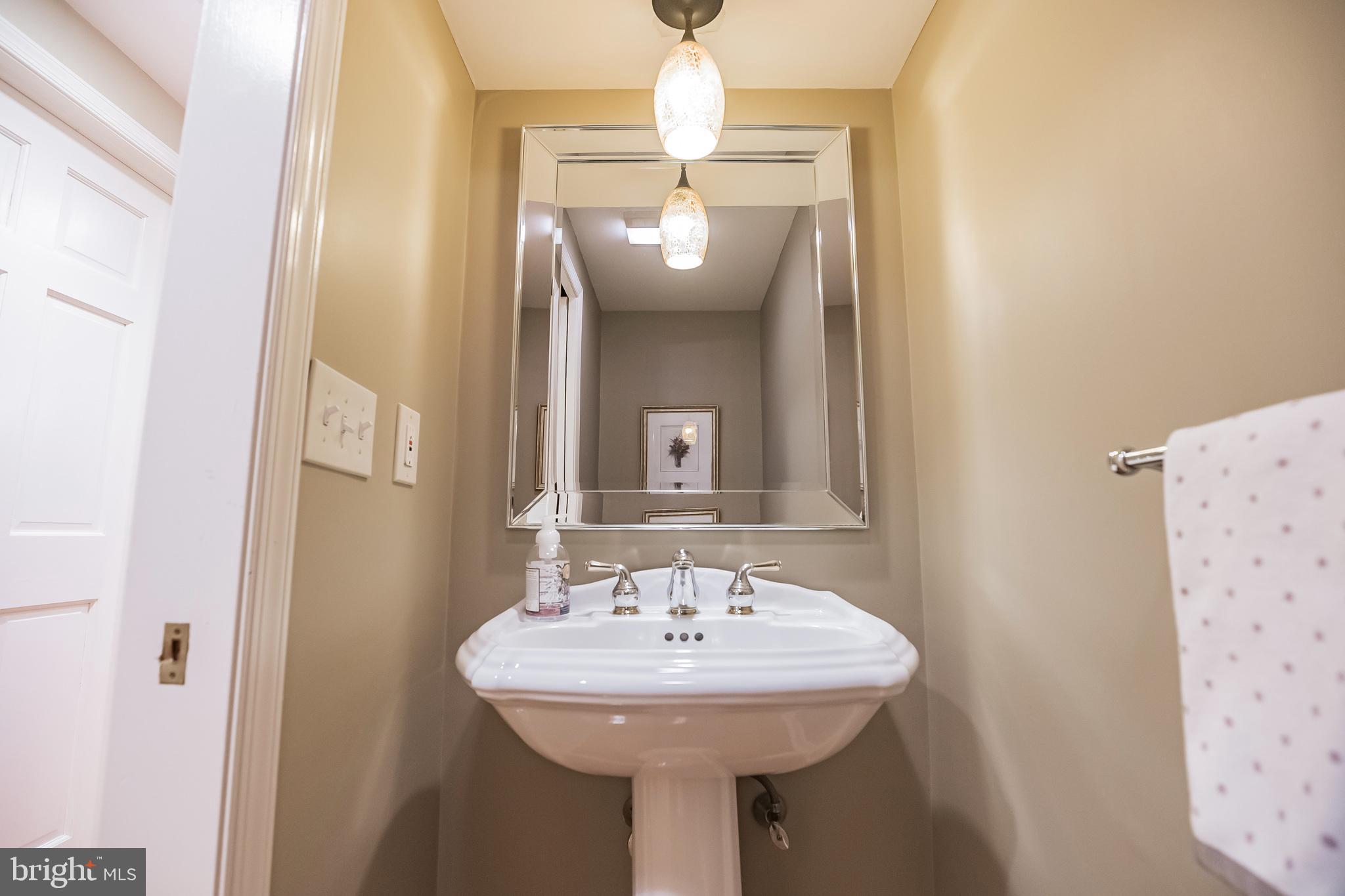 109 West Riding Road Cherry Hill, NJ 08003 - Photo 19 of 36 Gallery Image 19