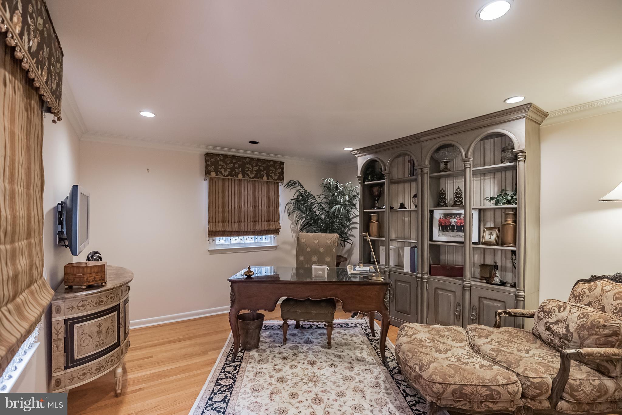 109 West Riding Road Cherry Hill, NJ 08003 - Photo 4 of 36 Gallery Image 4