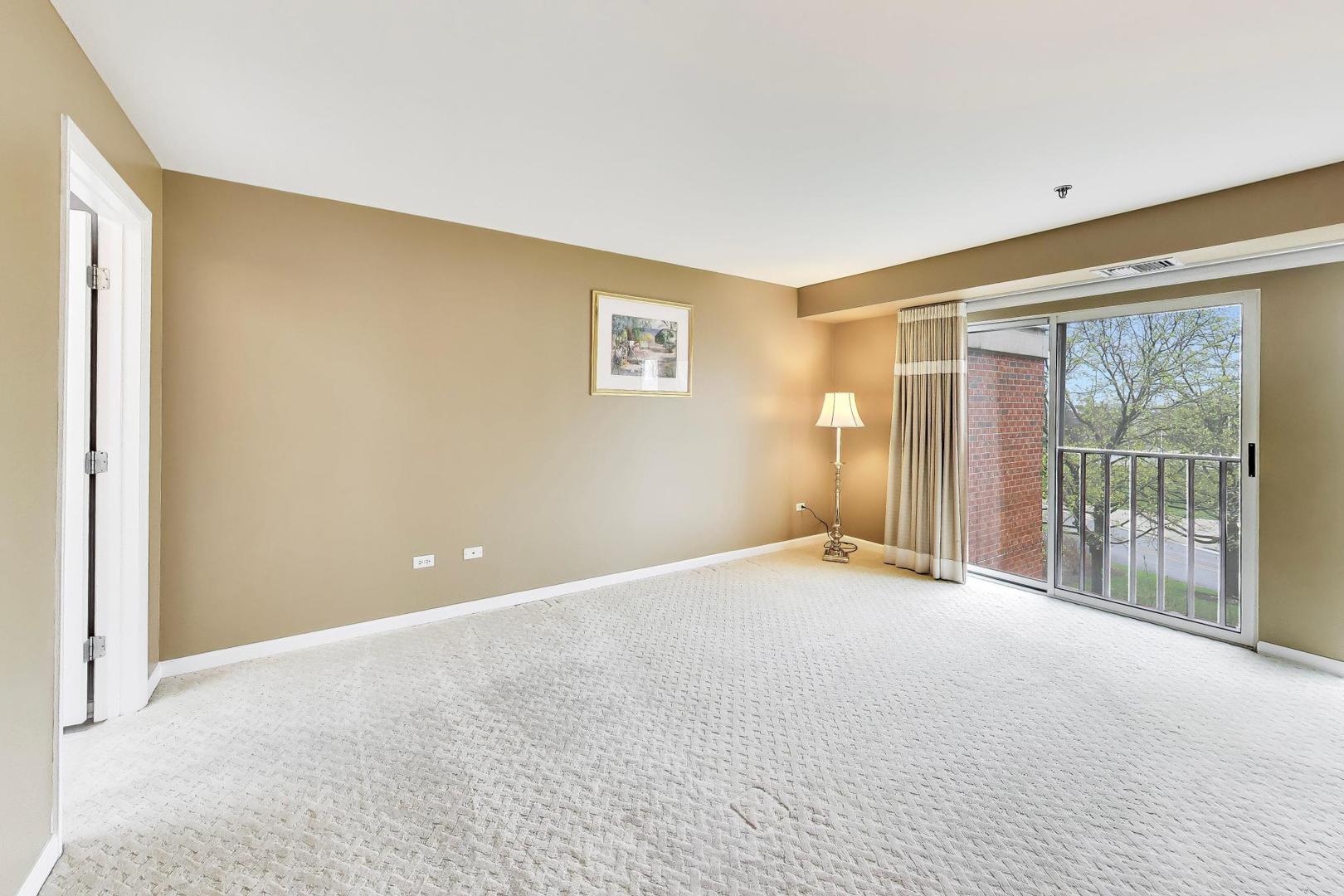 362 Kelburn Road, Unit 322 Deerfield, IL 60015 - Photo 16 of 31