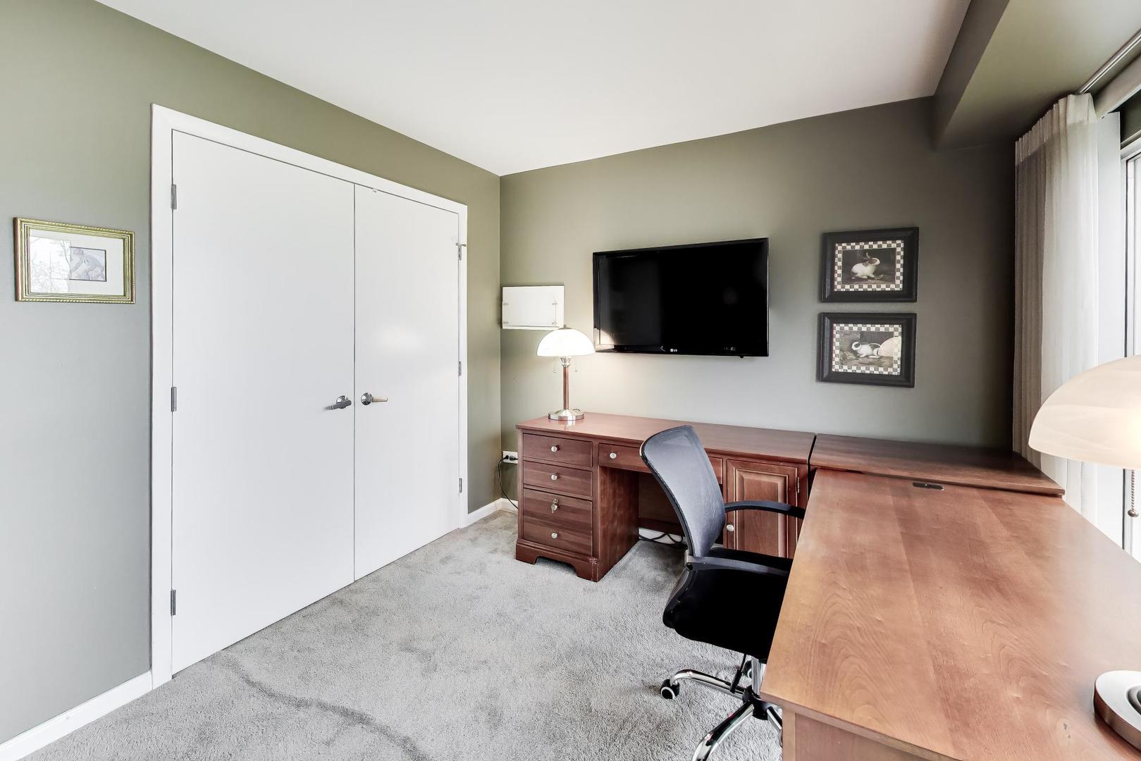 362 Kelburn Road, Unit 322 Deerfield, IL 60015 - Photo 21 of 31