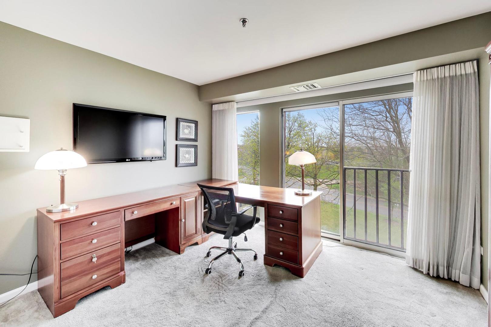 362 Kelburn Road, Unit 322 Deerfield, IL 60015 - Photo 22 of 31