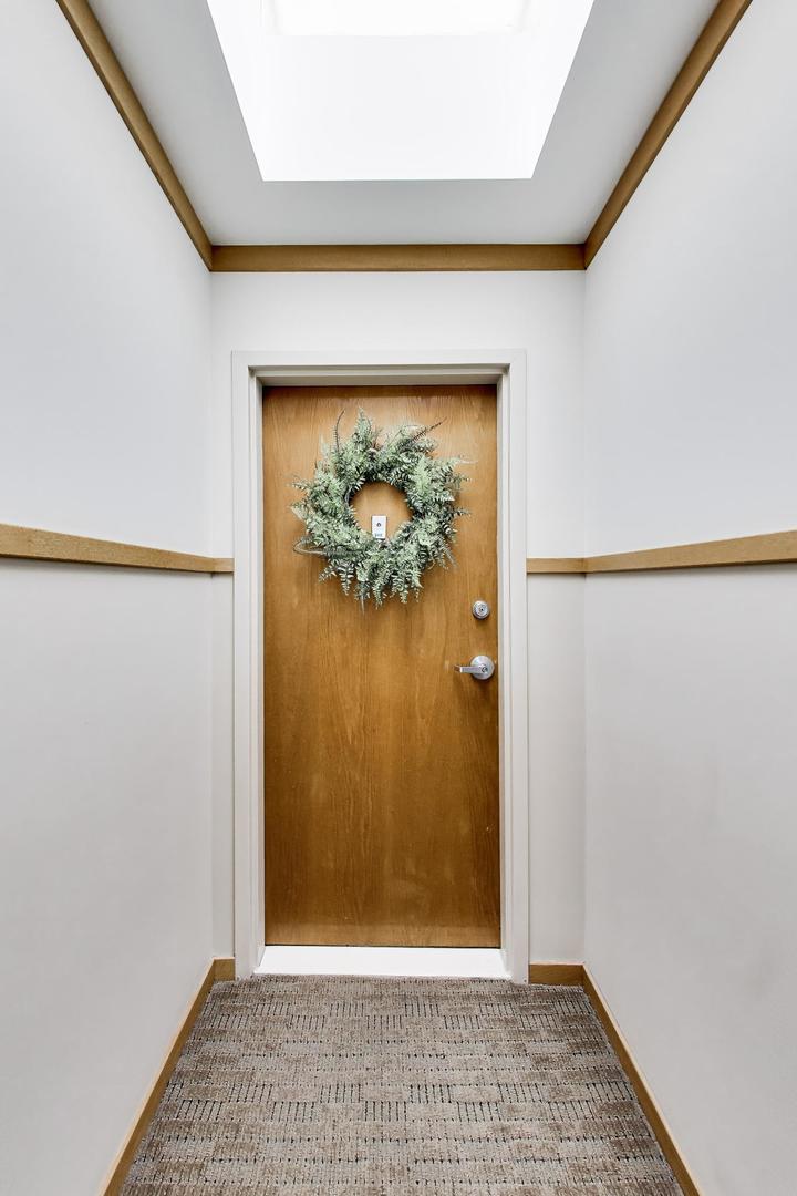 362 Kelburn Road, Unit 322 Deerfield, IL 60015 - Photo 3 of 31