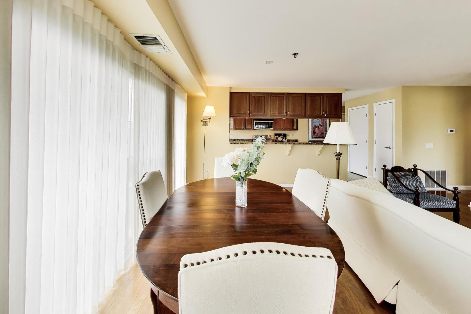 362 Kelburn Road, Unit 322 Deerfield, IL 60015 - Photo 10 of 31