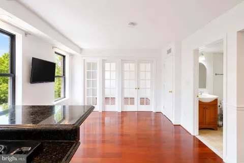 $249,000 | 1125 12th Street Northwest, Unit 64, Washington, DC 20005