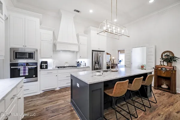 $375,000 | 701 Summerfield Drive, Canton, MS 39046