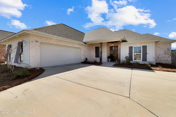 $375,000 | 701 Summerfield Drive, Canton, MS 39046