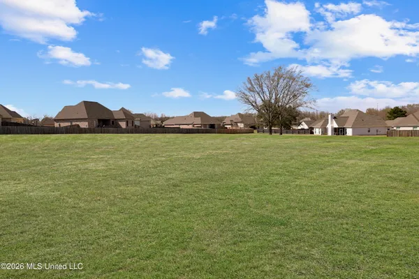 $375,000 | 701 Summerfield Drive, Canton, MS 39046