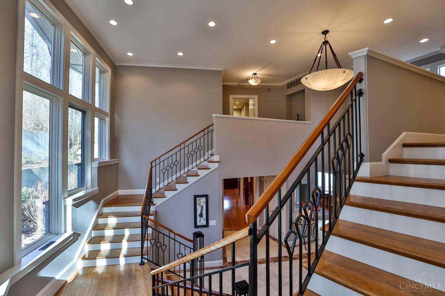 401 West Galbraith Road Wyoming, OH 45215 - Photo 40 of 55