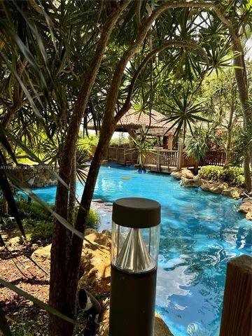 $4,100 | 2000 Towerside Terrace, Unit 1905, Miami, FL 33138