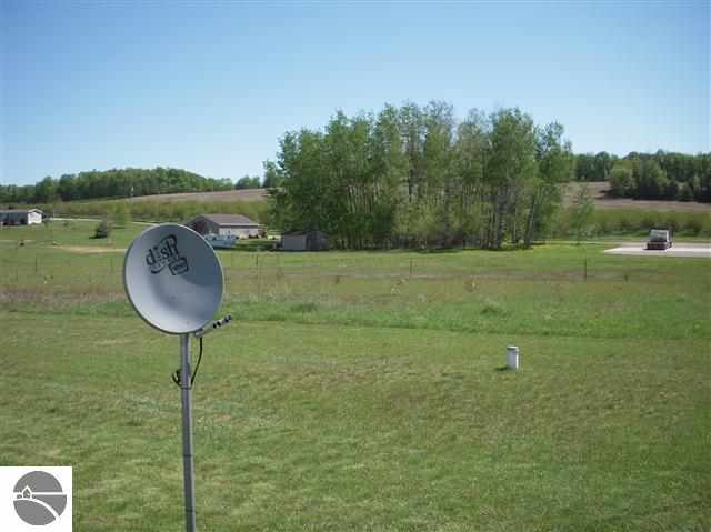 3034 North Setterbo Road Suttons Bay, MI 49682 - Photo 20 of 20 1744397-19.JPG