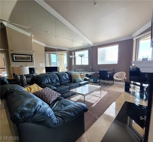 $2,000 | 270 East Flamingo Road, Unit 414, Las Vegas, NV 89169