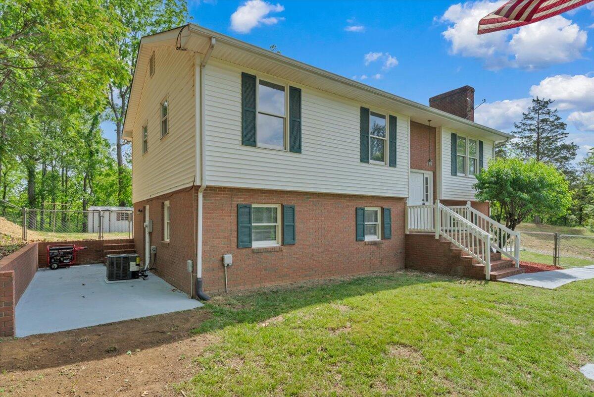 347 Roy Road Troutville, VA 24175 - Photo 34 of 37 34-MIB07823