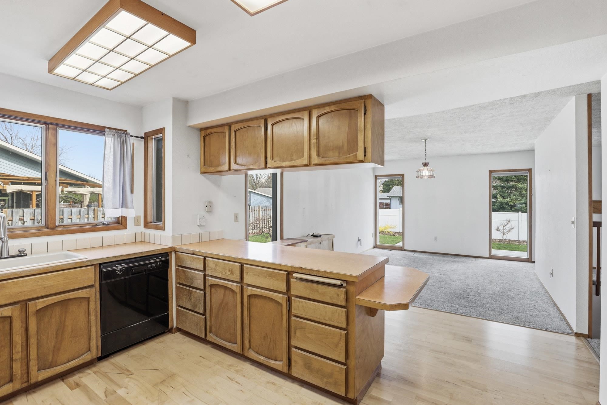 11618 East 35th Avenue Spokane, WA 99206 - Photo 10 of 33