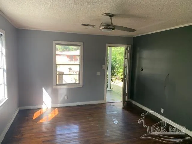 $93,600 | 529 Selina Street, Pensacola, FL 32503