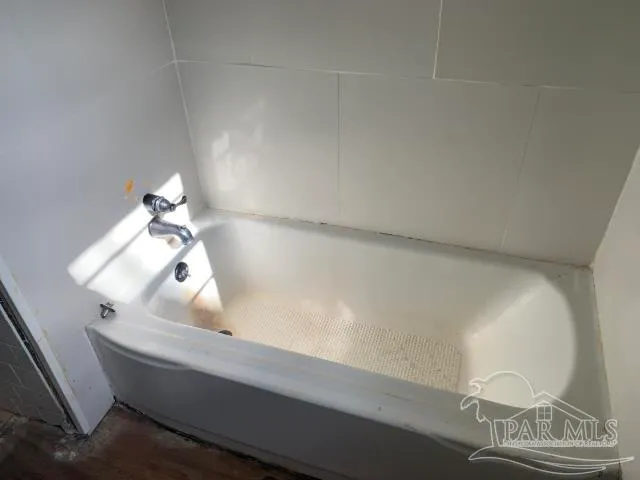 $93,600 | 529 Selina Street, Pensacola, FL 32503