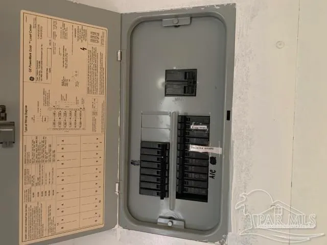 $93,600 | 529 Selina Street, Pensacola, FL 32503