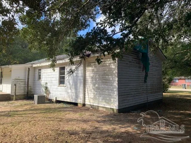 $93,600 | 529 Selina Street, Pensacola, FL 32503