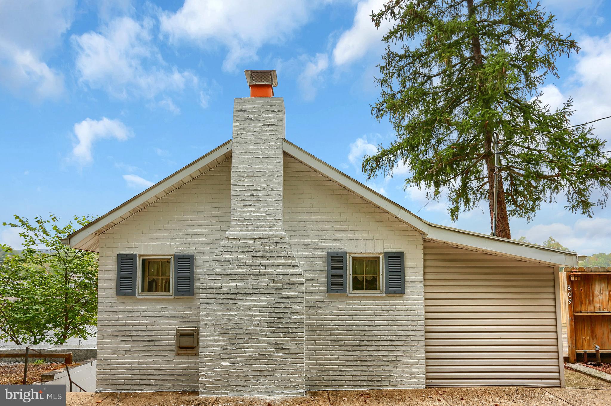 809 Silver Lake Road Lewisberry, PA 17339 - Photo 4 of 47