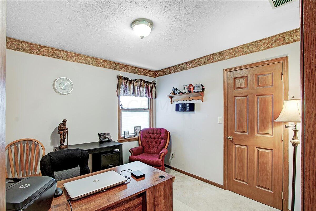 693 Lippincott Road Urbana, OH 43078 - Photo 33 of 50 33-IMG_4128_29_30