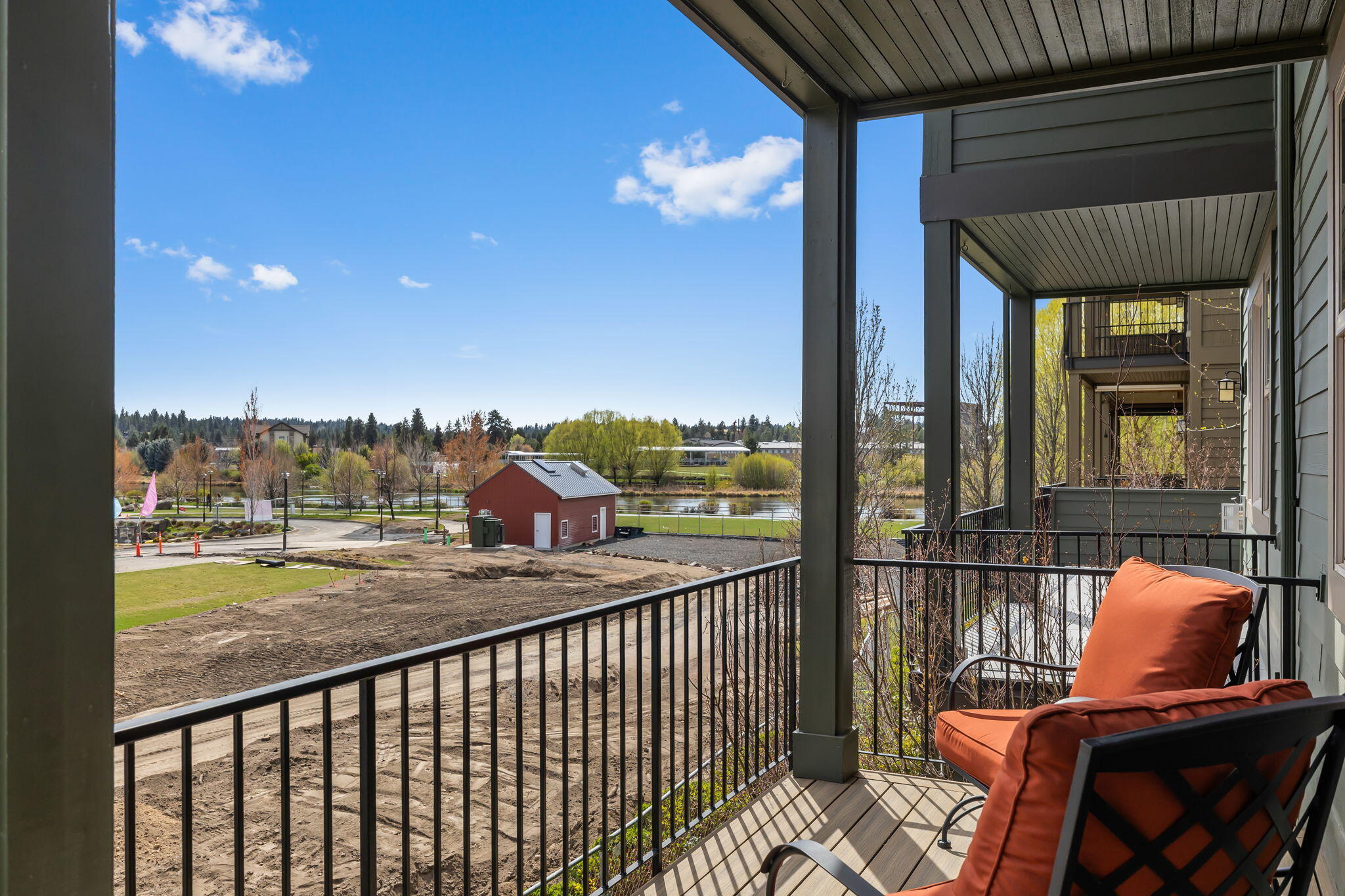 601 Southwest Otter Way Bend, OR 97702 - Photo 12 of 58