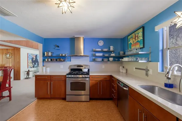 $1,150,000 | 455 South Shore Drive, Sarasota, FL 34234