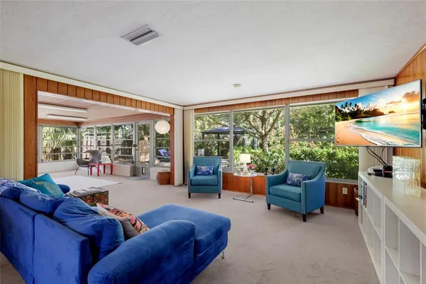$1,150,000 | 455 South Shore Drive, Sarasota, FL 34234