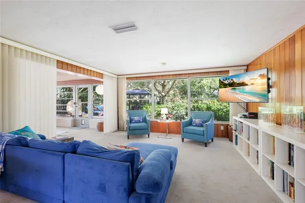 $1,150,000 | 455 South Shore Drive, Sarasota, FL 34234