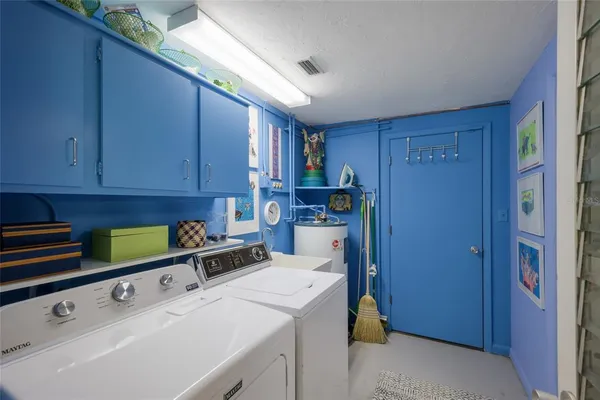 $1,150,000 | 455 South Shore Drive, Sarasota, FL 34234