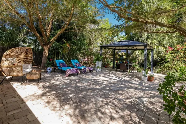 $1,150,000 | 455 South Shore Drive, Sarasota, FL 34234