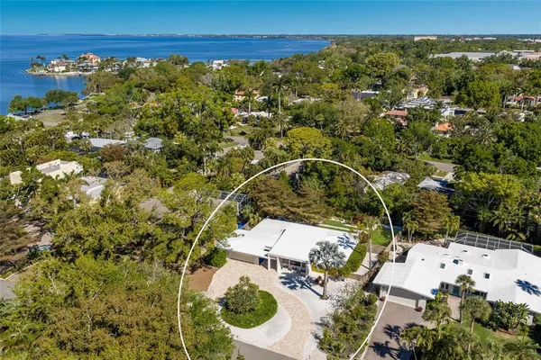 $1,150,000 | 455 South Shore Drive, Sarasota, FL 34234