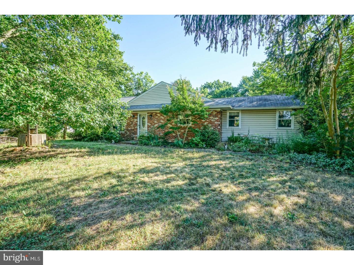 728 Heritage Road Sewell, NJ 08080 - Photo 1 of 25