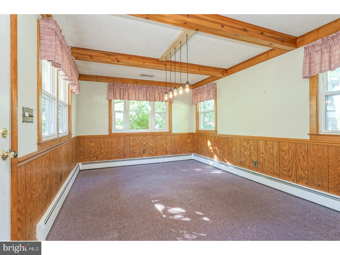 728 Heritage Road Sewell, NJ 08080 - Photo 2 of 25