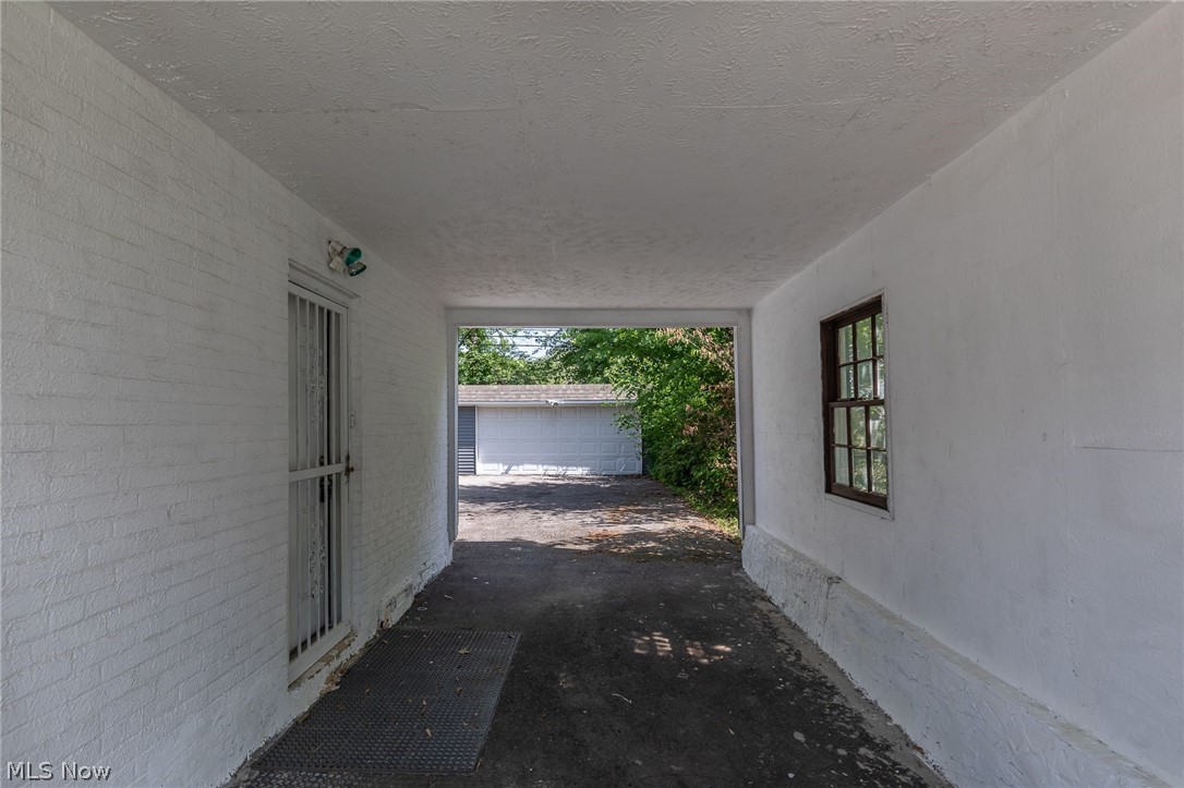 3849 East Antisdale Road Cleveland, OH 44118 - Photo 22 of 25 Gallery Image 22
