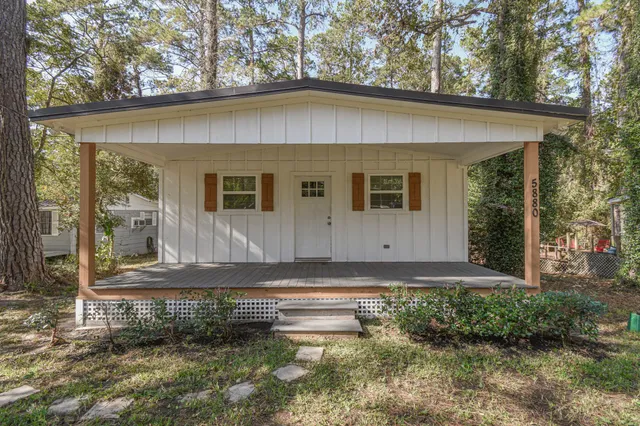 $1,450 | 5880 Beech Drive, Montgomery, TX 77316