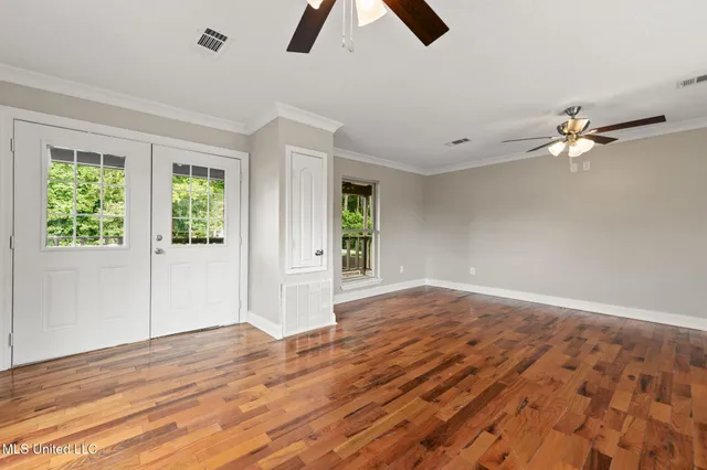 $297,500 | 3600 Mosby Street, Moss Point, MS 39563