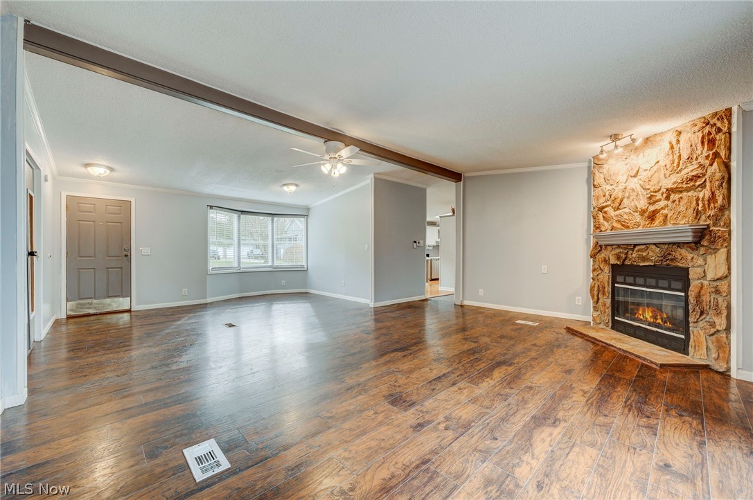 1009 Farr Road Akron, OH 44319 - Photo 2 of 25