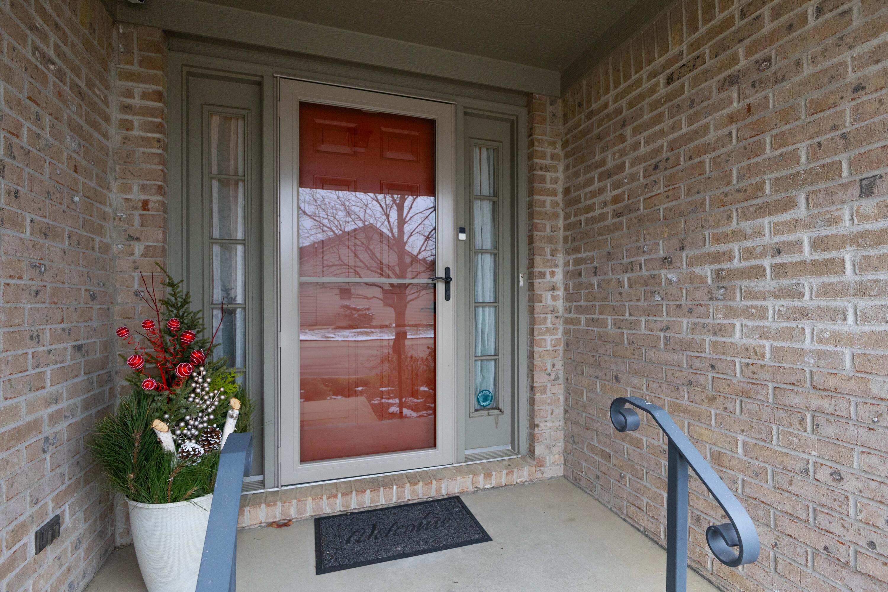 416 Ryan Road Ann Arbor, MI 48103 - Photo 2 of 24 20