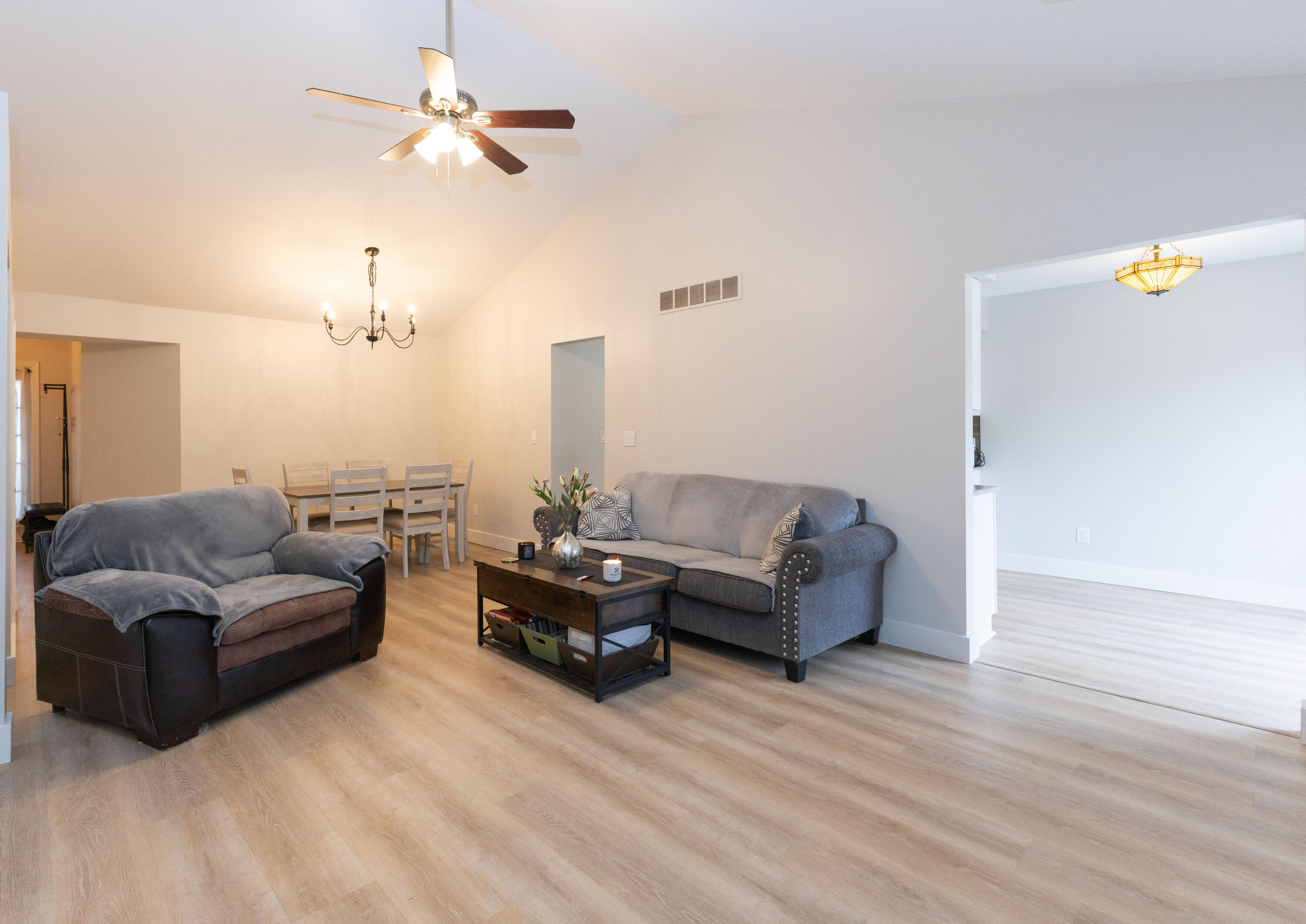 416 Ryan Road Ann Arbor, MI 48103 - Photo 5 of 24 3