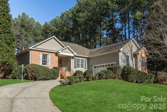 $375,000 | 8484 Mayflower Court, Terrell, NC 28682