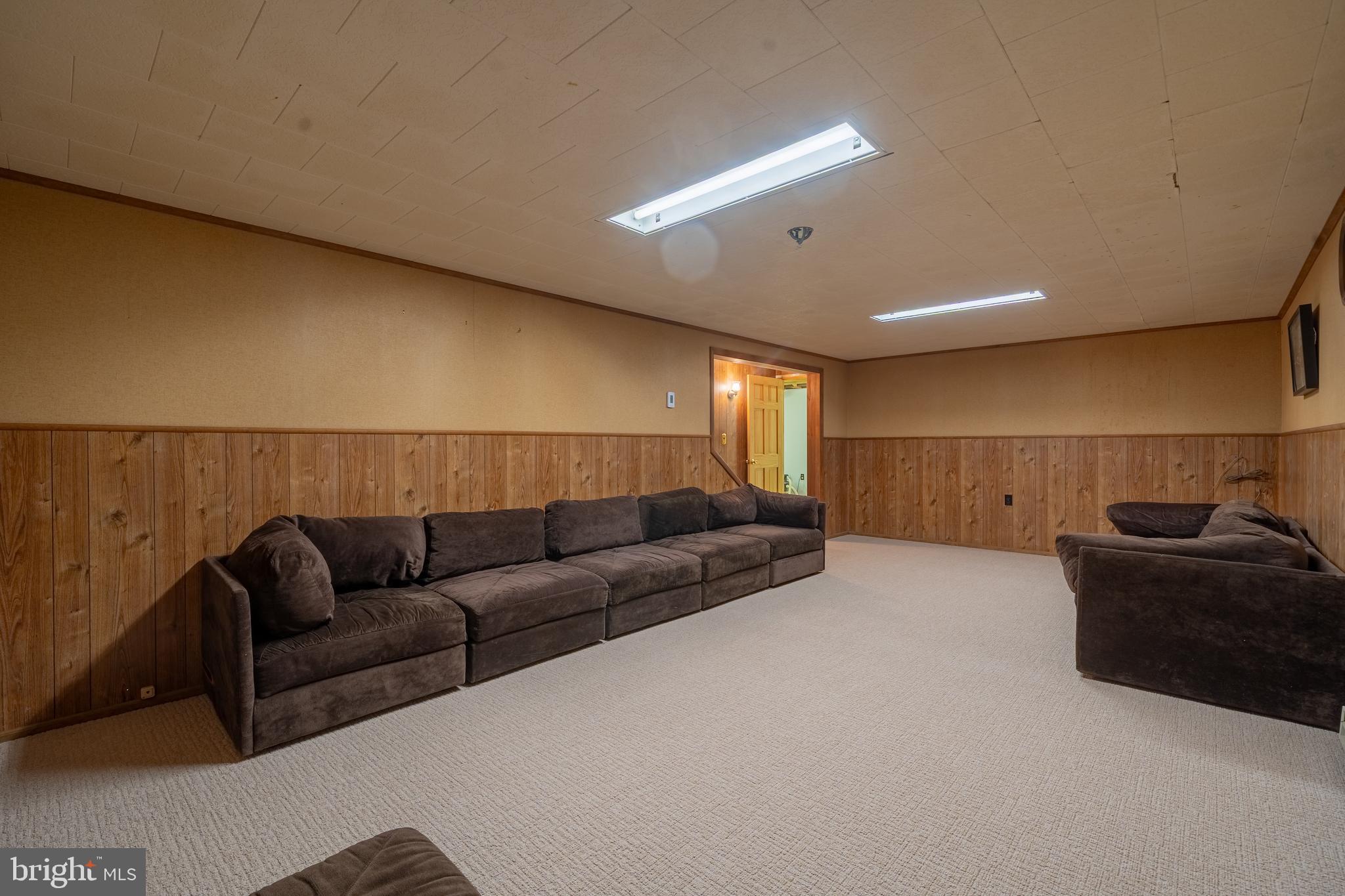 169 East Mountain Road Hillsborough, NJ 08844 - Photo 26 of 29 Basement-
Family Room