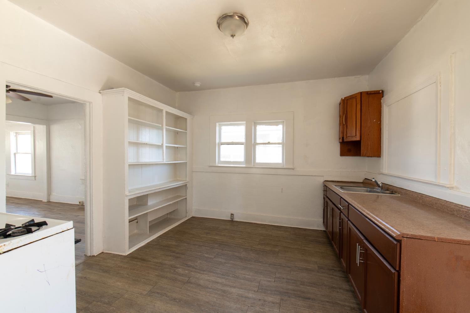 1107 O Street Sanger, CA 93657 - Photo 11 of 15