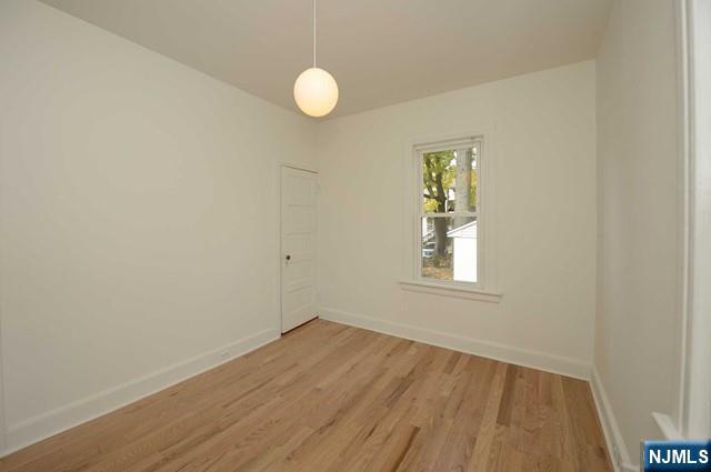 217 Highwood Avenue Ridgewood, NJ 07450 - Photo 8 of 15