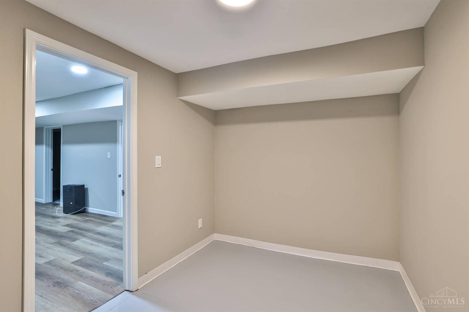 2847 Madison Road Cincinnati, OH 45209 - Photo 32 of 57 Gallery Image 32