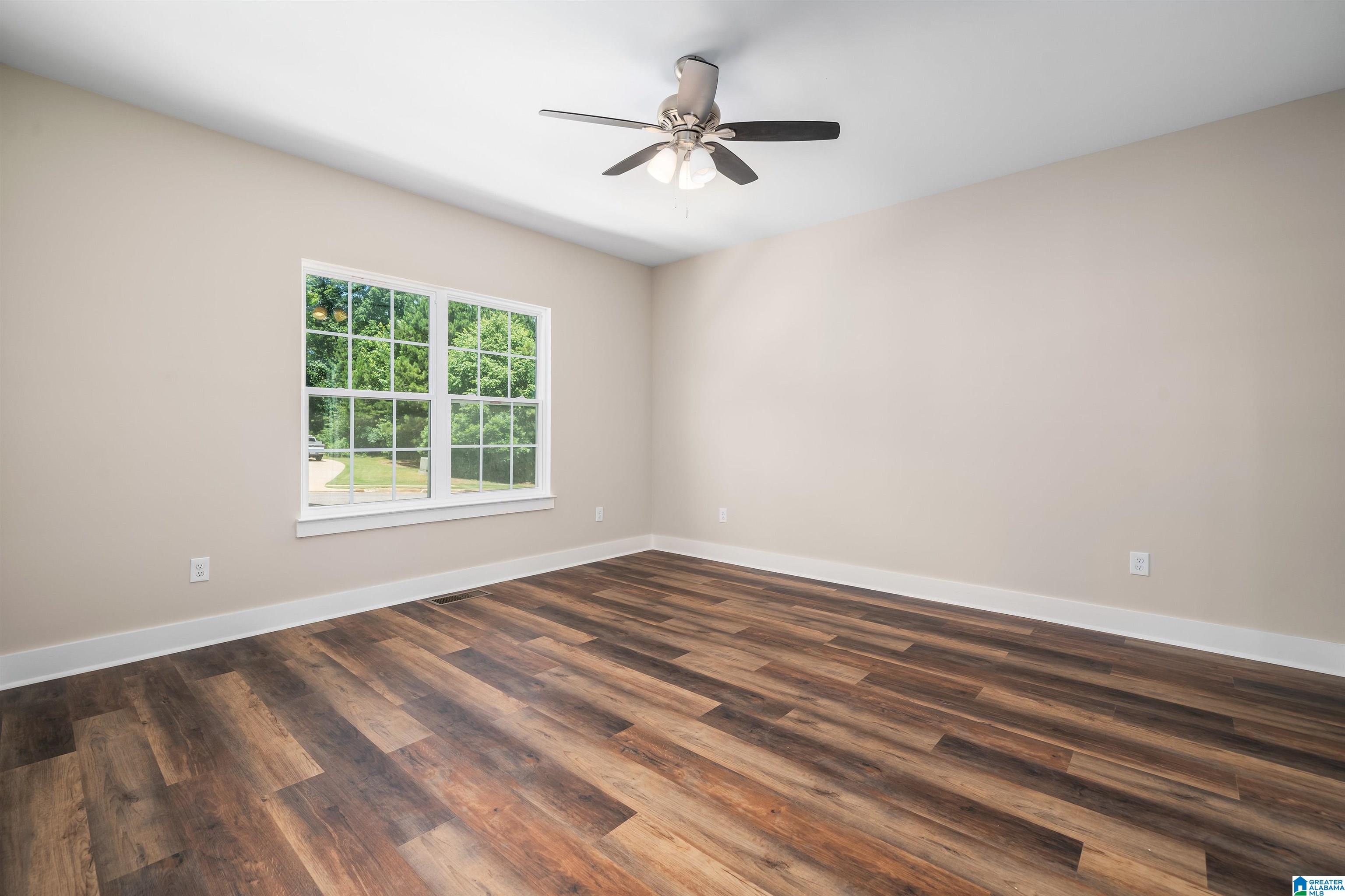 7957 Forest Loop Pinson, AL 35126 - Photo 16 of 31
