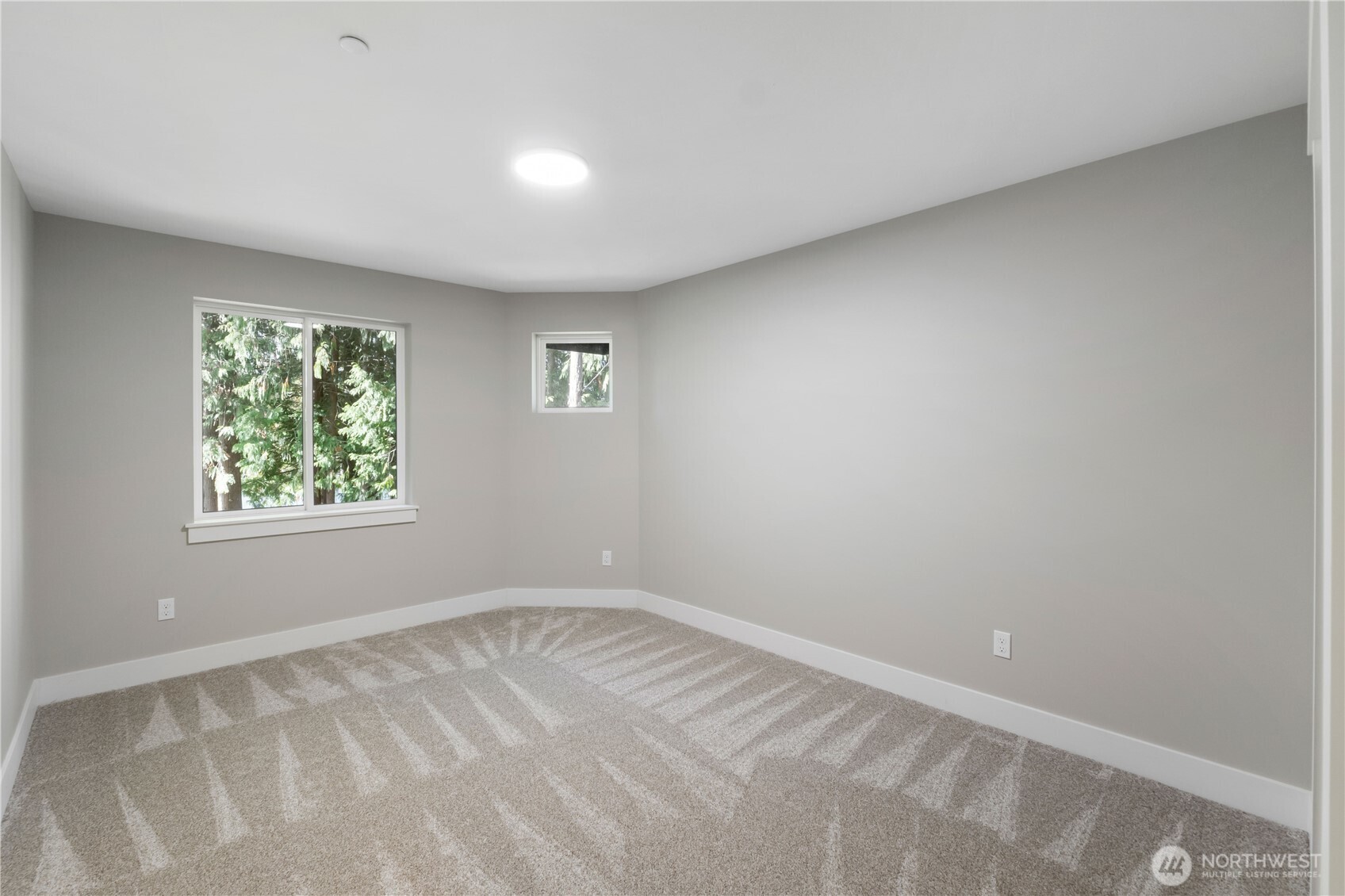 6598 Vandermark Road East Bonney Lake, WA 98391 - Photo 24 of 39