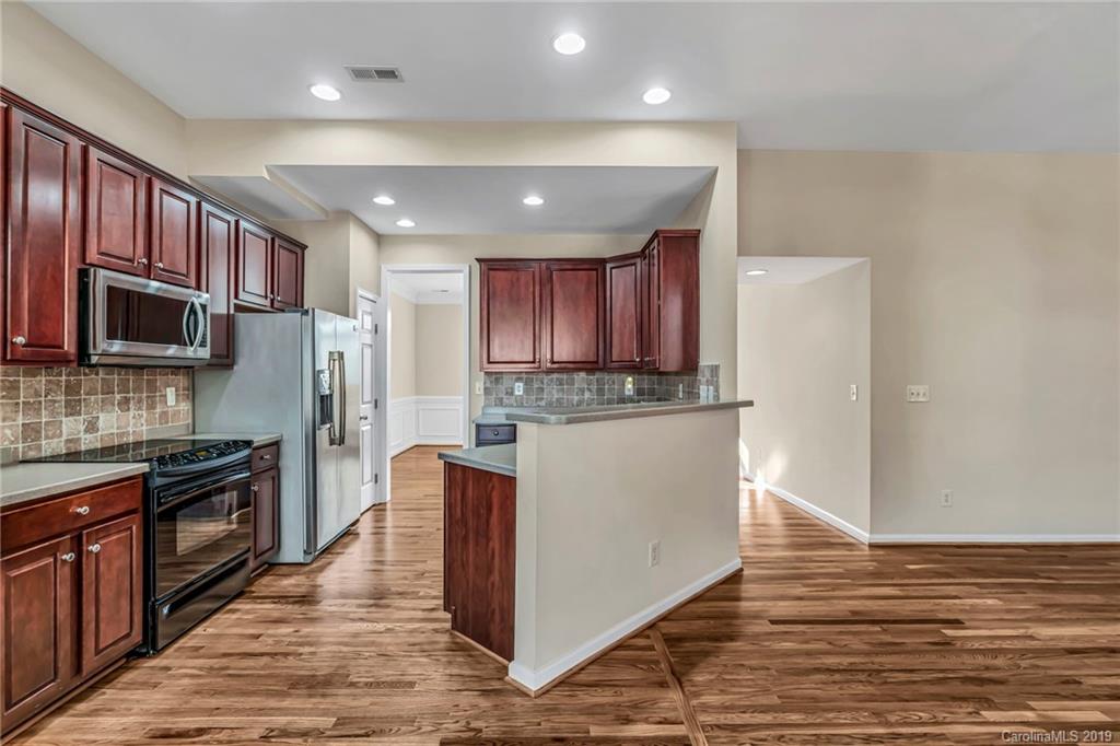 2315 Harvester Avenue Fort Mill, SC 29708 - Photo 11 of 34 Gallery Image 11
