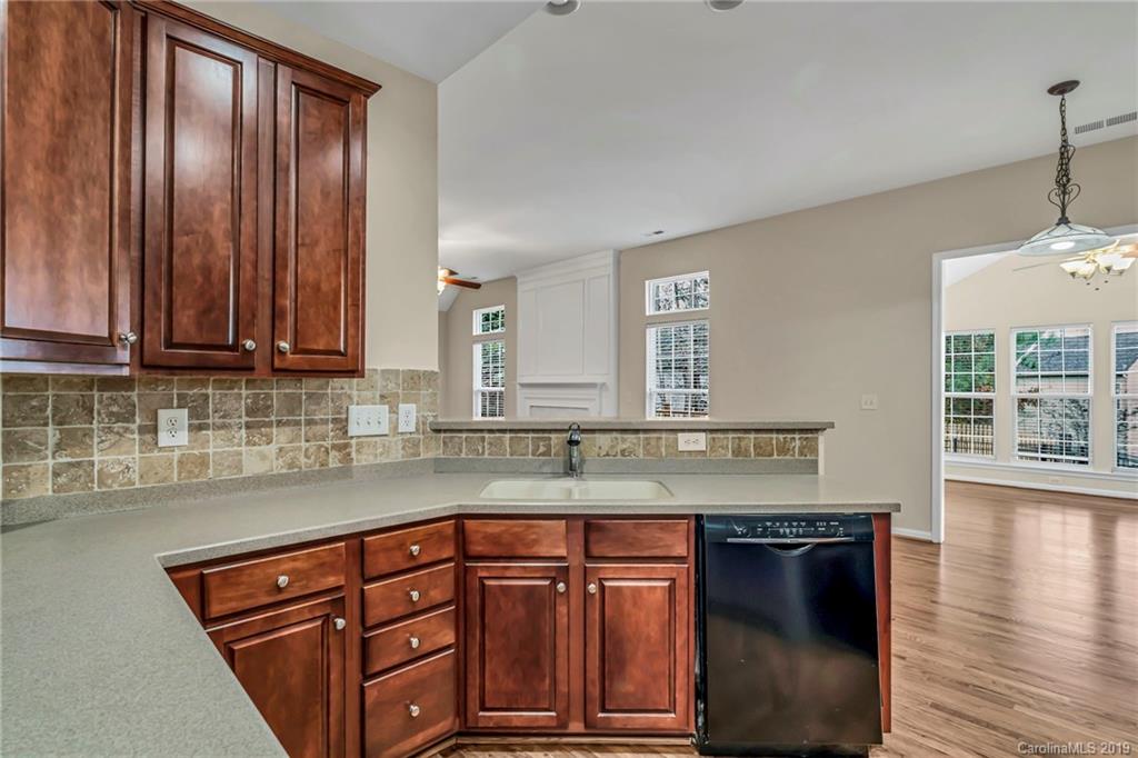 2315 Harvester Avenue Fort Mill, SC 29708 - Photo 10 of 34 Gallery Image 10